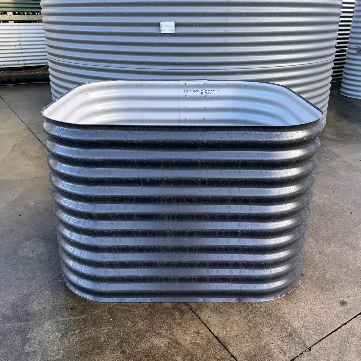 1050 x 1220 x 810 Square Garden Bed