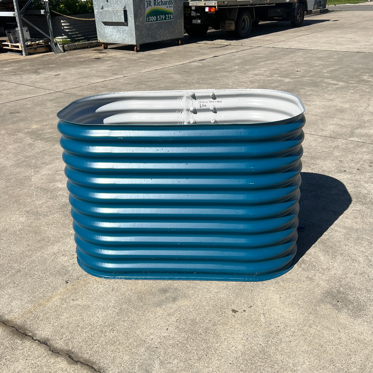 1200 x 700 x 810 Modline Garden Bed