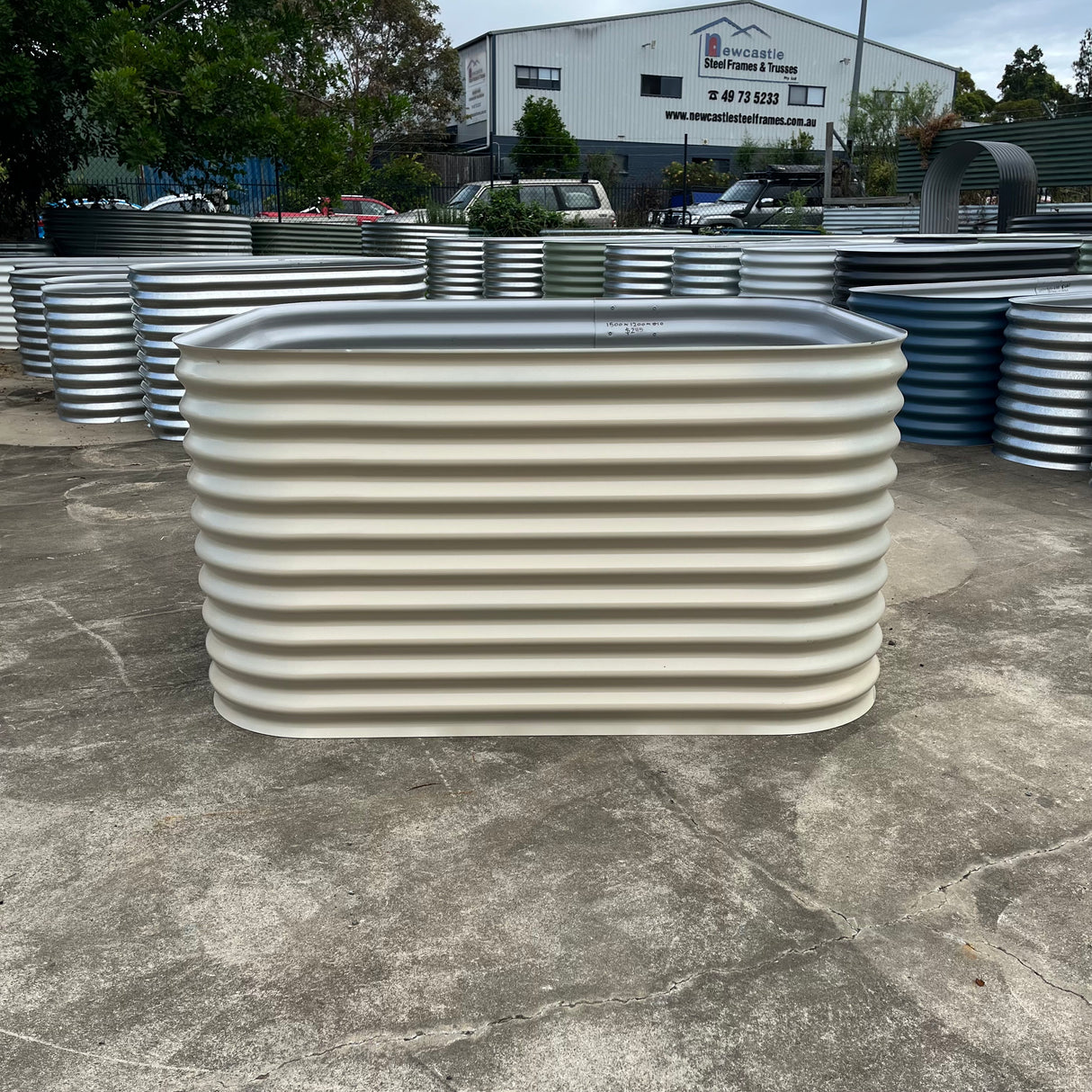 1500 x 1200 x 810 Slimline Garden Bed