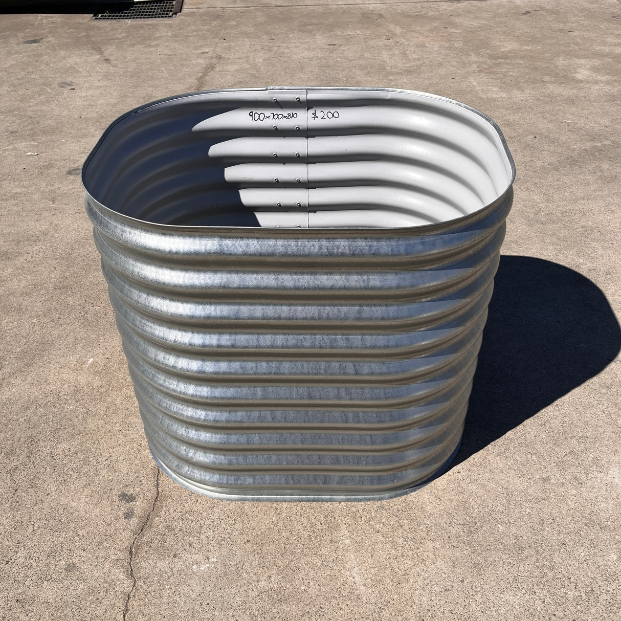 900 x 700 x 810 Modline Garden Bed