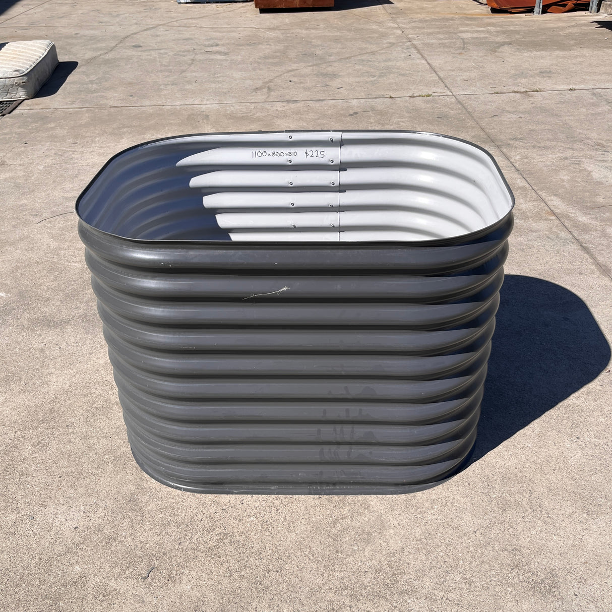 1100 x 800 x 810 Modline Garden Bed