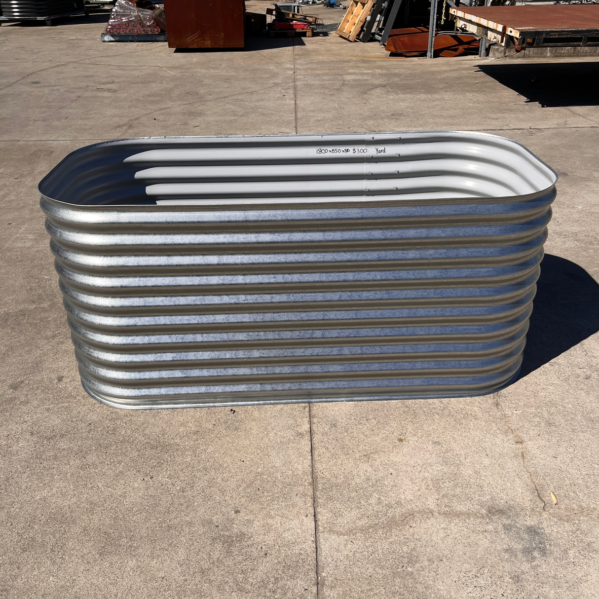1800 x 850 x 810 Modline Garden Bed