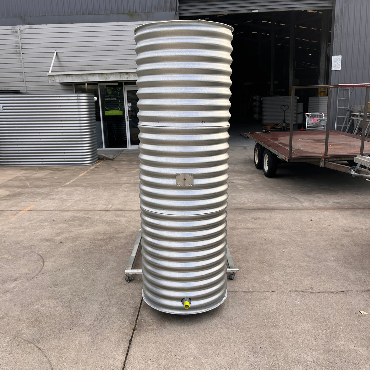 3,181 Litre Slimline Water Tank