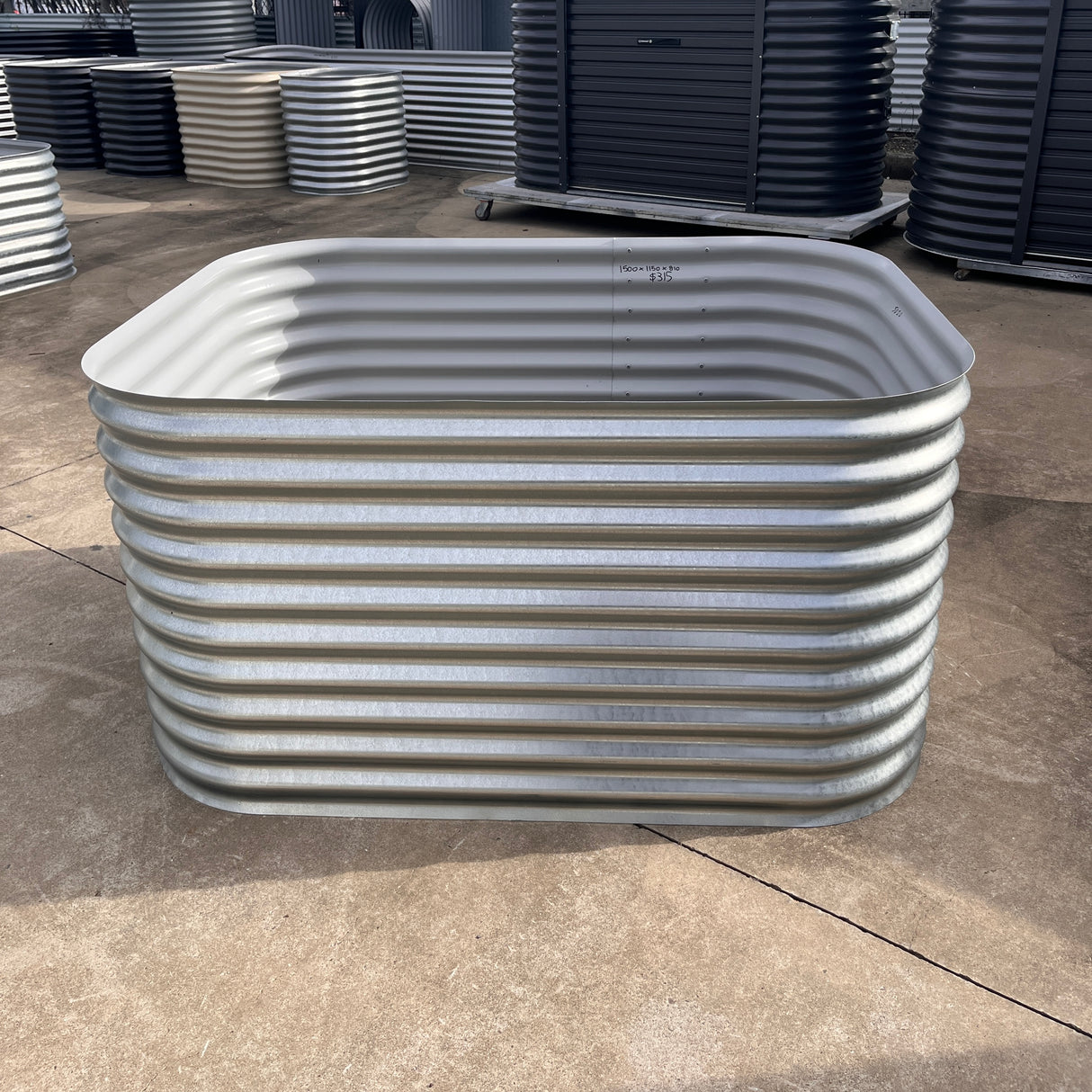 1500 x 1150 x 810 Square Garden Bed