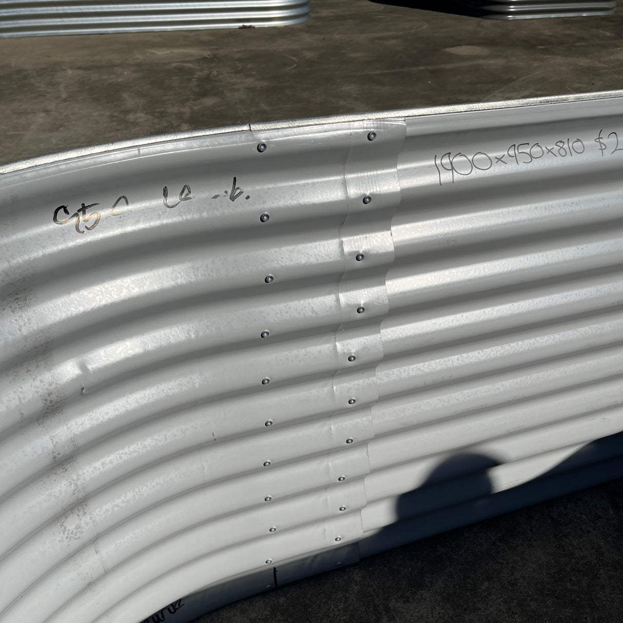 1900 x 950 x 810 Slimline Garden Bed