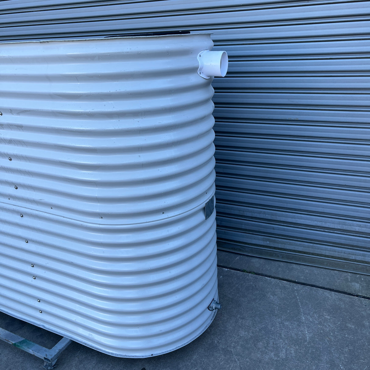 3,028 Litre Slimline Water Tank