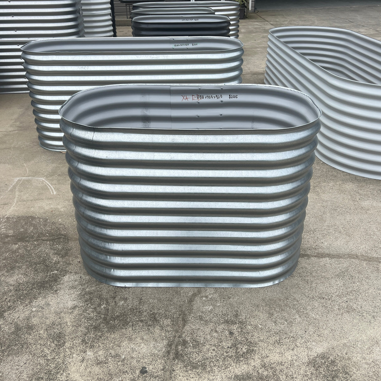 1150 x 700 x 810 Modline Garden Bed