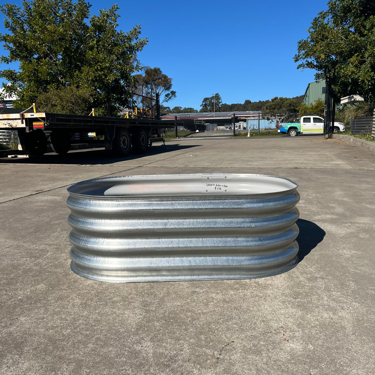 1000 x 650 x 350 Modline Garden Bed