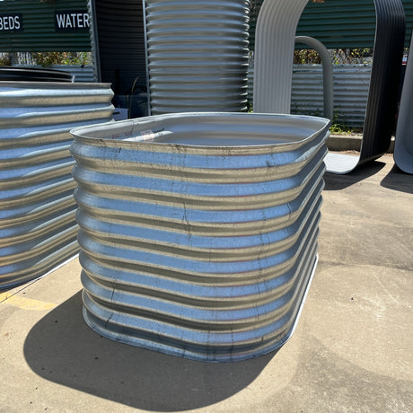 1200 x 800 x 635 Modline Garden Bed