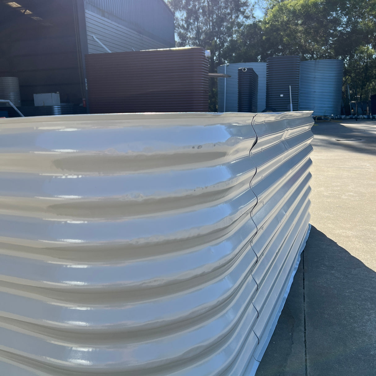 2000 x 800 x 635 Modline Garden Bed